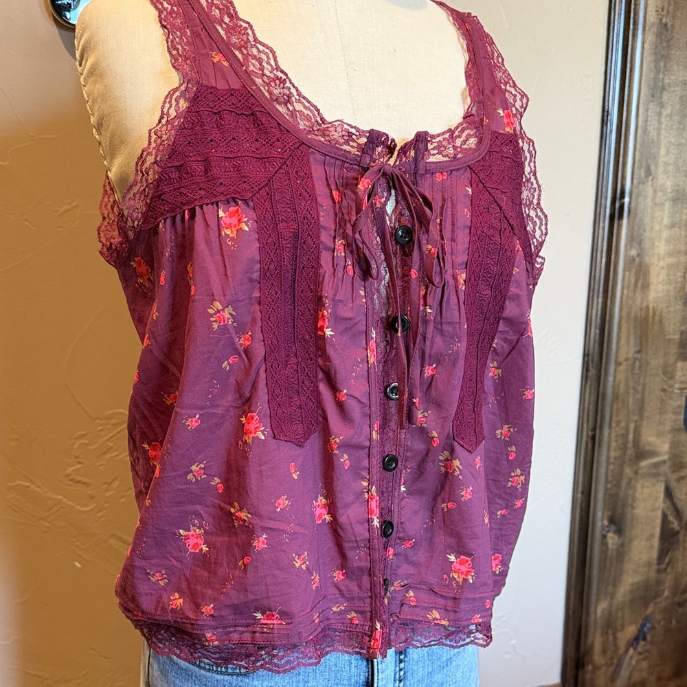 Floral Lace-Trim Button Front Camisole - Plum
